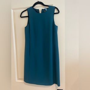 Vince Women’s teal shift dress. Size 2. Good condition. Perfect for fall.